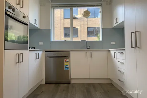 Property photo of 4/11 Herbert Street St Kilda VIC 3182