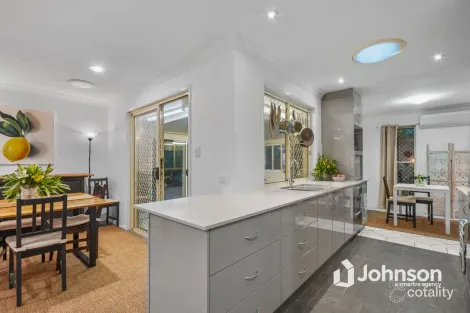 Property photo of 46 Amanda Street Wynnum West QLD 4178