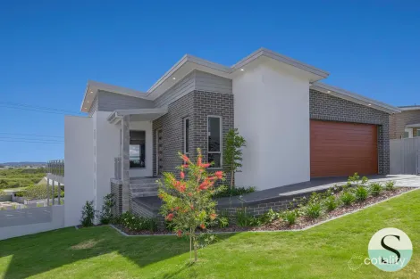 Property photo of 15 Parbury Place Swansea NSW 2281