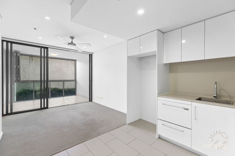 1011/16 Hamilton Pl, Bowen Hills, QLD 4006