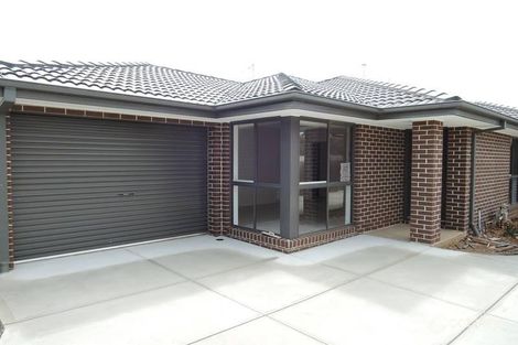 Property photo of 2/23 Jellicoe Street Werribee VIC 3030