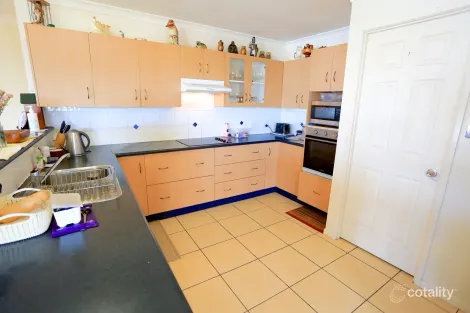 Property photo of 2 Timandra Court Emu Park QLD 4710