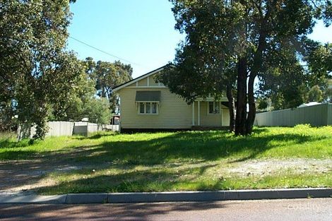 27 Evans St, Collie, WA 6225