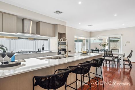16 Belfry Way, Wattle Grove, WA 6107