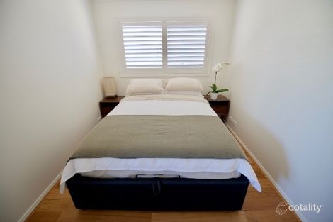 1 Finemore St, Coombs, ACT 2611