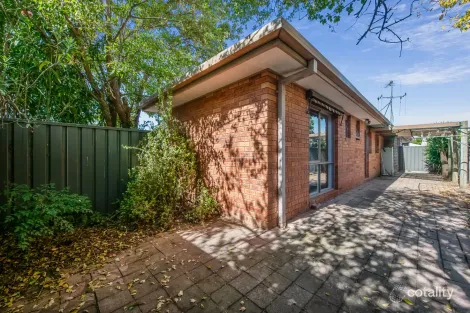 Property photo of 1/9 Crusoe Road Kangaroo Flat VIC 3555