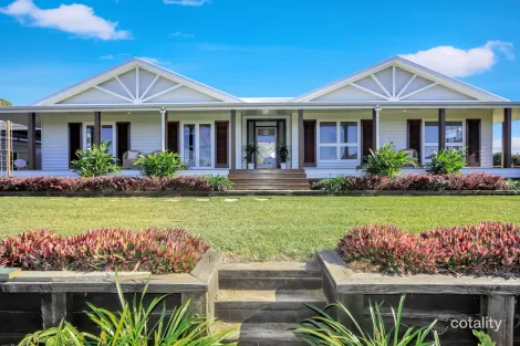 25 Light Keeper St, Burnett Heads, QLD 4670