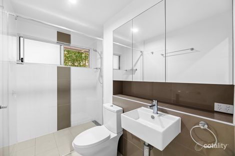 Property photo of 2/16 Herbert Street Toowong QLD 4066