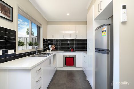 Property photo of 17 Balnagowan Avenue Colac VIC 3250