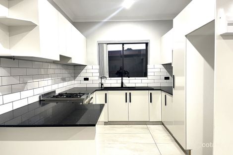 15 Sunny Cres, Punchbowl, NSW 2196