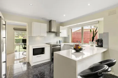 Property photo of 17 Tecoma Court Gladstone Park VIC 3043