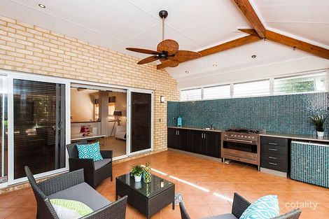Property photo of 17 Mayfair Mews Meadow Springs WA 6210