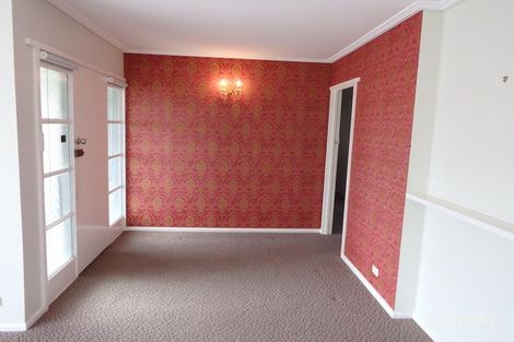 Property photo of 6 Godwin Street Wendouree VIC 3355