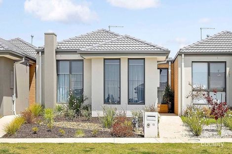 Property photo of 13 Thoroughbred Drive Clyde North VIC 3978