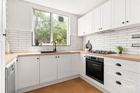 Property photo of 13/14 McMillan Street Elsternwick VIC 3185