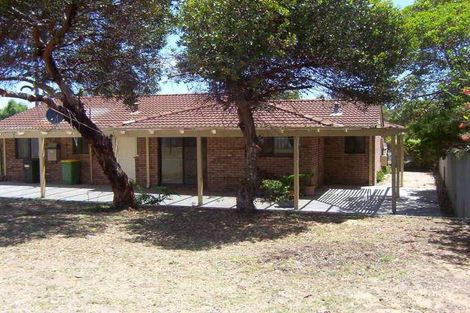 2 Crampton Ave, Usher, WA 6230