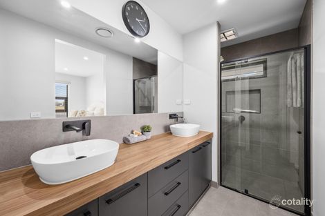 Property photo of 45 Sydney Way Alfredton VIC 3350