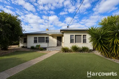 1 PYNSENT ST, HORSHAM, VIC 3400