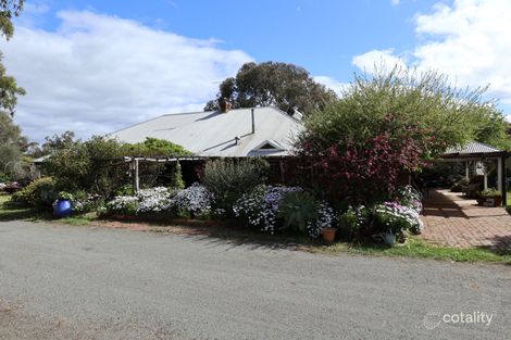 25 Bunmulling Rd, Popanyinning, WA 6309