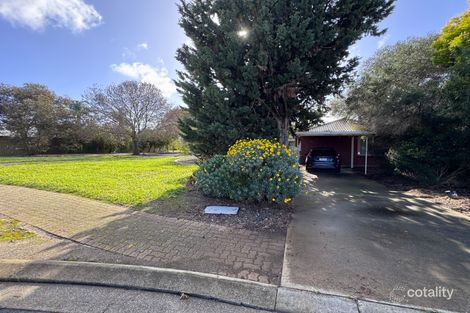 Property photo of 52 Bordeaux Drive Woodcroft SA 5162