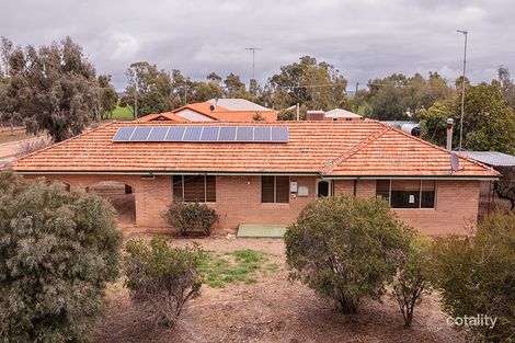 Property photo of 1 Young Avenue Kondinin WA 6367