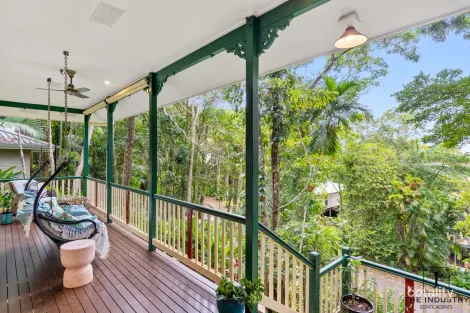 Property photo of 15L Cyathea Close Kamerunga QLD 4870