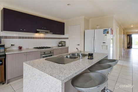 Property photo of 38 Edgevale Way Tarneit VIC 3029