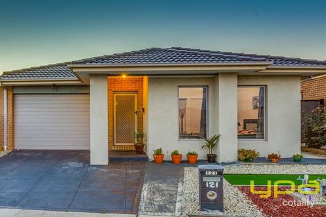 Property photo of 121 Newbury Boulevard Craigieburn VIC 3064