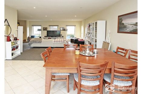 Property photo of 5/10 Parkhill Drive Berwick VIC 3806