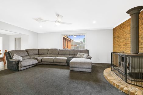 Property photo of 3 Snow Court Darley VIC 3340