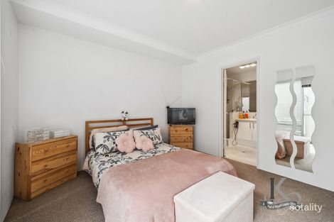 Property photo of 2/11 Debenham Street Thornlie WA 6108