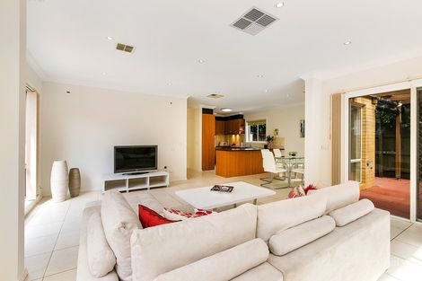Property photo of 3 Winston Way Murrumbeena VIC 3163