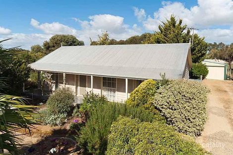 Property photo of 20 Weeroonda Drive Milang SA 5256