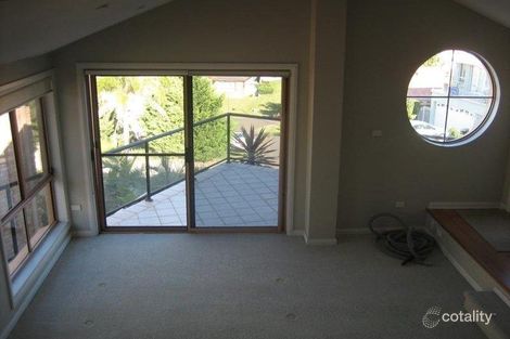 Property photo of 8 Solo Court Shell Cove NSW 2529