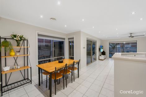 Property photo of 2 Penzance Place Sydenham VIC 3037