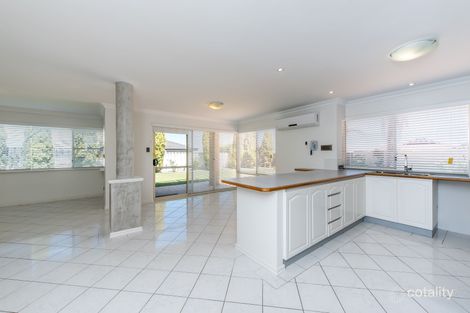 Property photo of 16 Plympton Mews Hillarys WA 6025