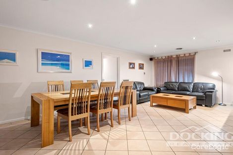 Property photo of 11 Dianne Grove Vermont South VIC 3133