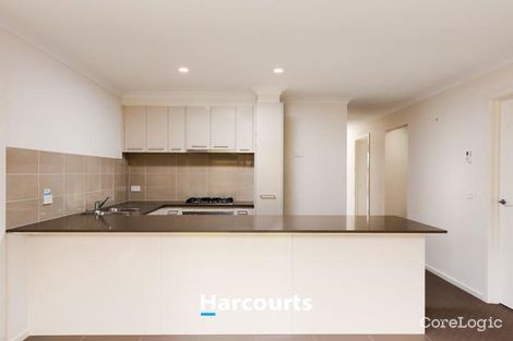 Property photo of 6 Hawkshead Place Cranbourne North VIC 3977
