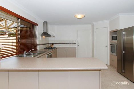 Property photo of 41 Shiralee Bend Carramar WA 6031