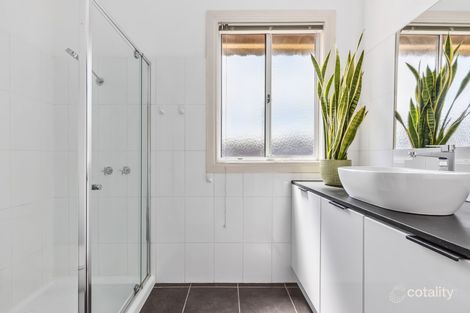 Property photo of 2/2 Wilga Avenue Altona VIC 3018