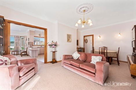 Property photo of 1 Briar Walk Blackburn South VIC 3130