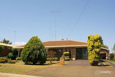 4 Carey St, Kearneys Spring, QLD 4350