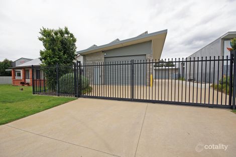 252 Schubach St, East Albury, NSW 2640