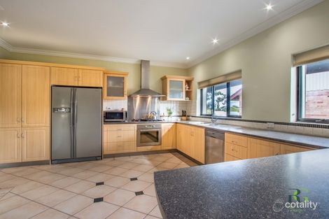 Property photo of 10 Halse Crescent Melville WA 6156