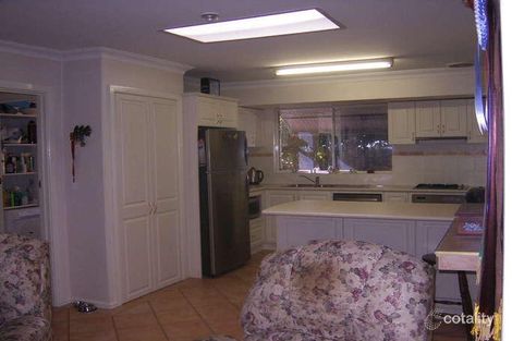 2 Binshaw Ave, Byford, WA 6122