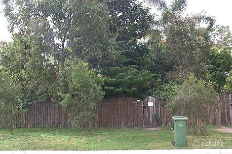 19 Whiting St, Beachmere, QLD 4510