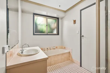 Property photo of 32 Berrima Road Sheidow Park SA 5158