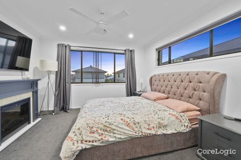 Property photo of 9 Lime Street Helensvale QLD 4212