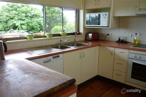 Property photo of 18 Sunrise Crescent Goonellabah NSW 2480