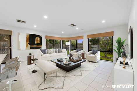 Property photo of 8 Vine Close Point Cook VIC 3030